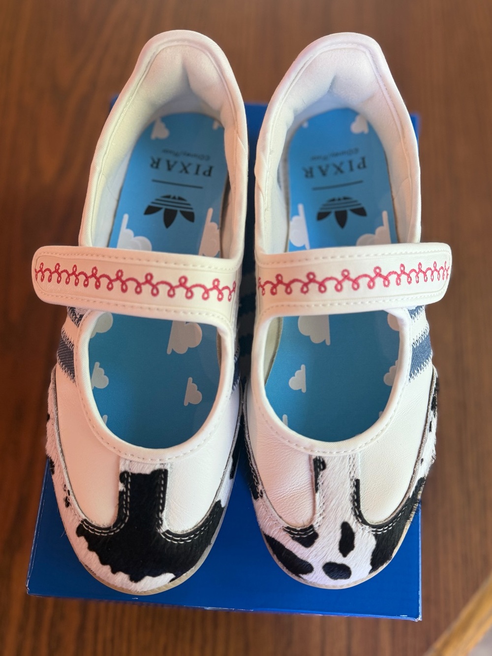 ADIDAS DISNEY PIXAR TOY STORY SAMBA JANE SHOES (Women’s 6.5) Jessie